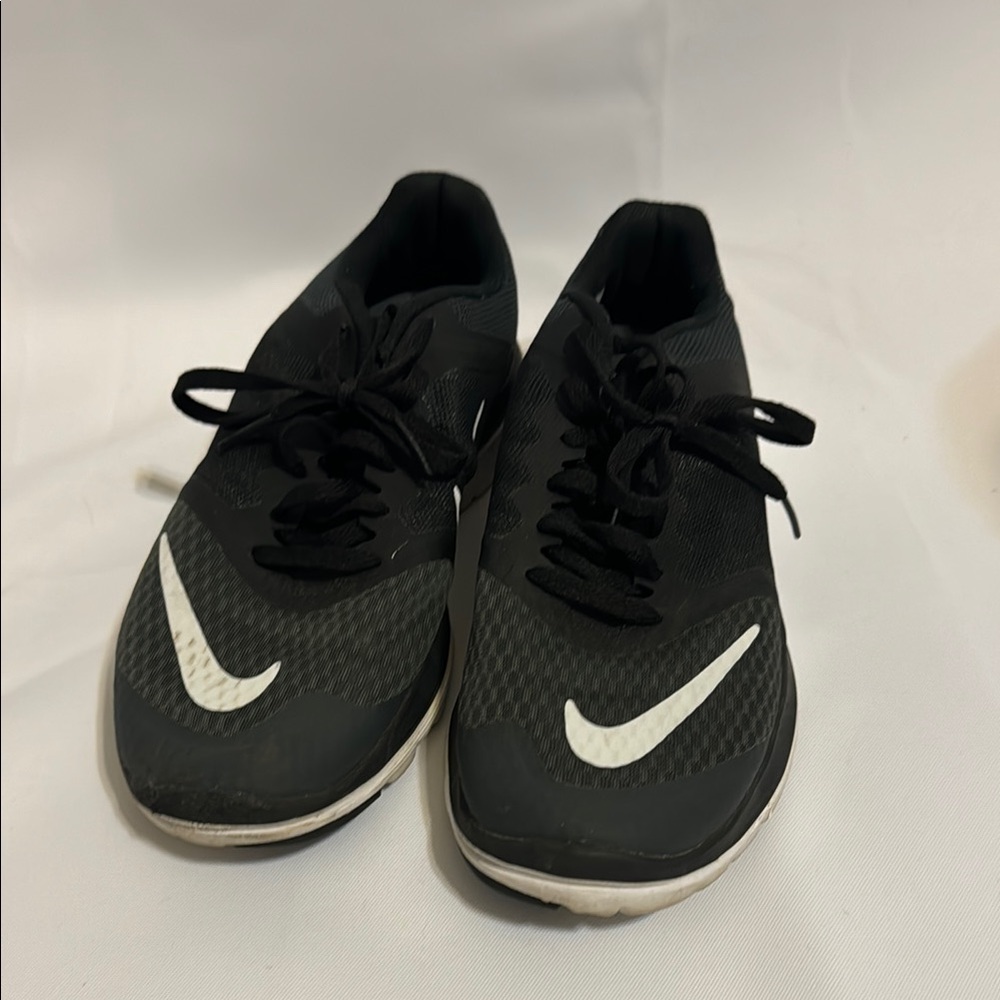 Nike FS Lite Run 3 in Black Size 6.5